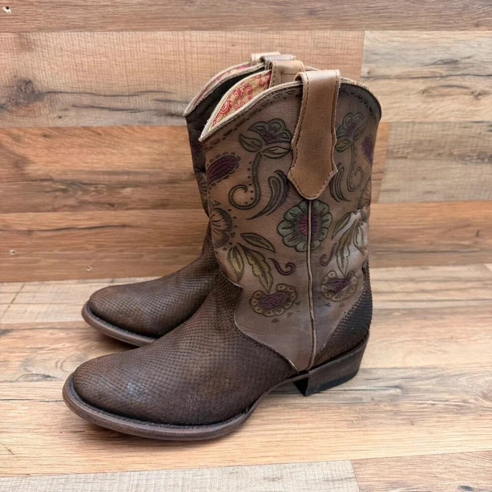 Womens 8.5 Brown Python Leather Floral Tooled Short Cowboy Boots L1404
